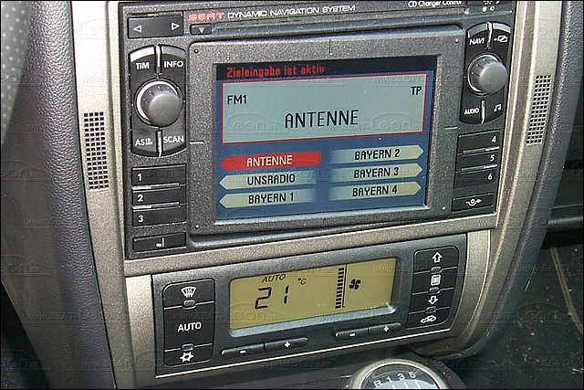 P0001442%20klein%20%28navi%29.jpg